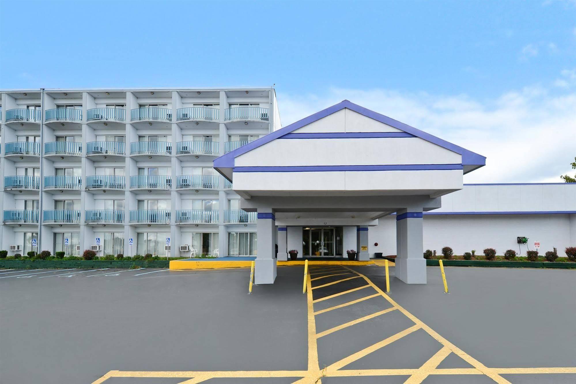 Howard Johnson By Wyndham Saint Joseph Benton Harbor Kültér fotó