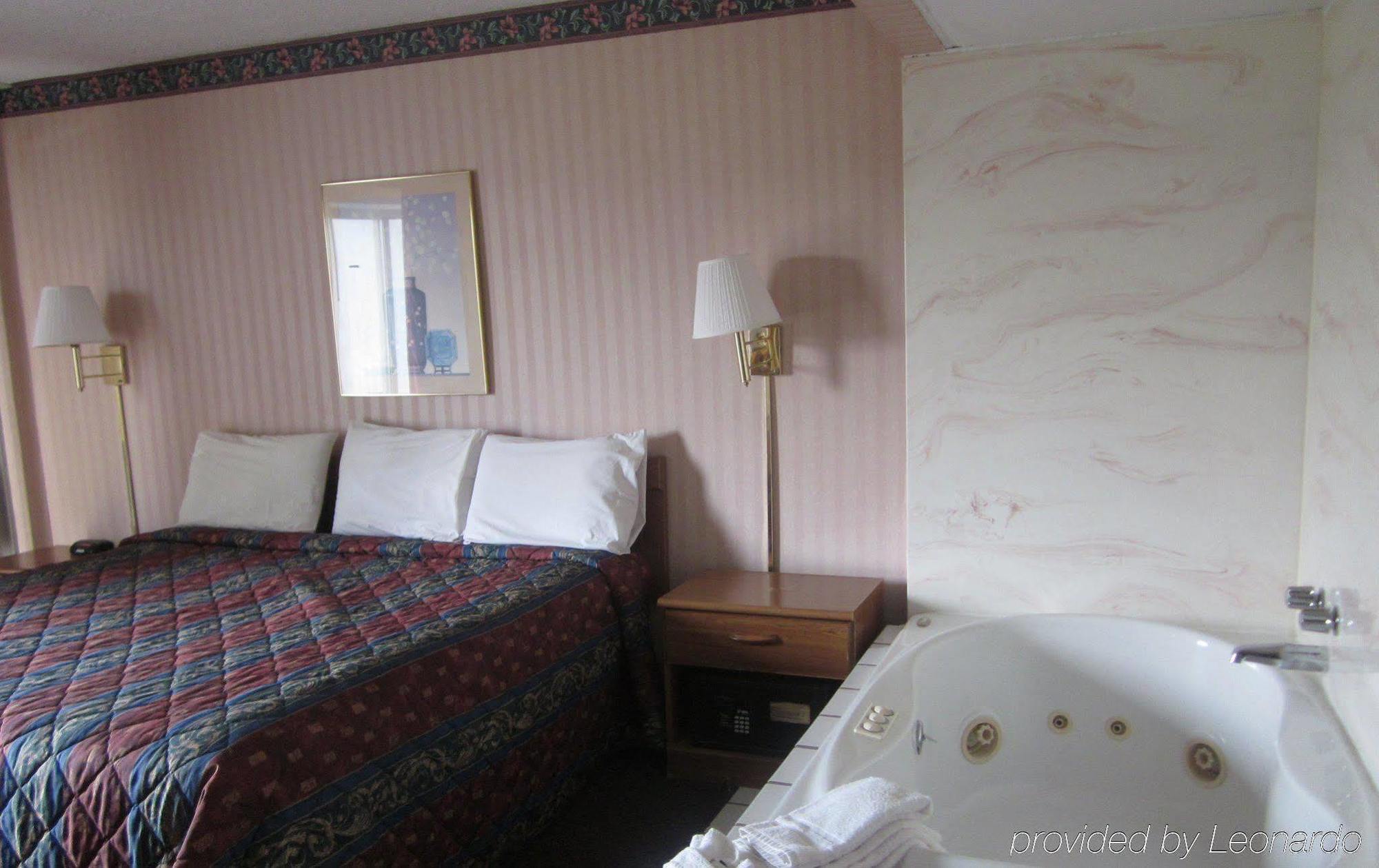 Howard Johnson By Wyndham Saint Joseph Benton Harbor Szoba fotó