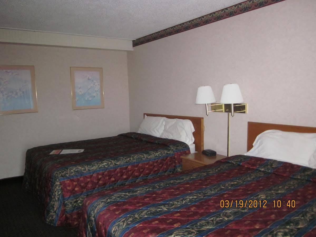 Howard Johnson By Wyndham Saint Joseph Benton Harbor Szoba fotó